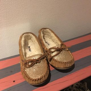 ミネトンカ(Minnetonka)のキッズ ミネトンカ (スリッポン)