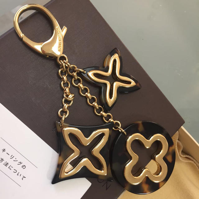 LOUIS VUITTON - ルイヴィトンのバッグチャーム/キーリングの通販 by CINDY’s shop｜ルイヴィトンならラクマ