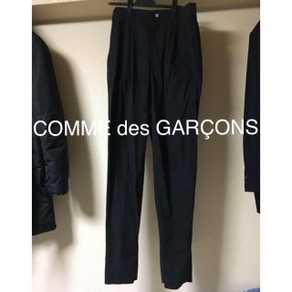 コムデギャルソン(COMME des GARCONS)のCOMME des GARÇONS スラックス テーパード(スラックス)