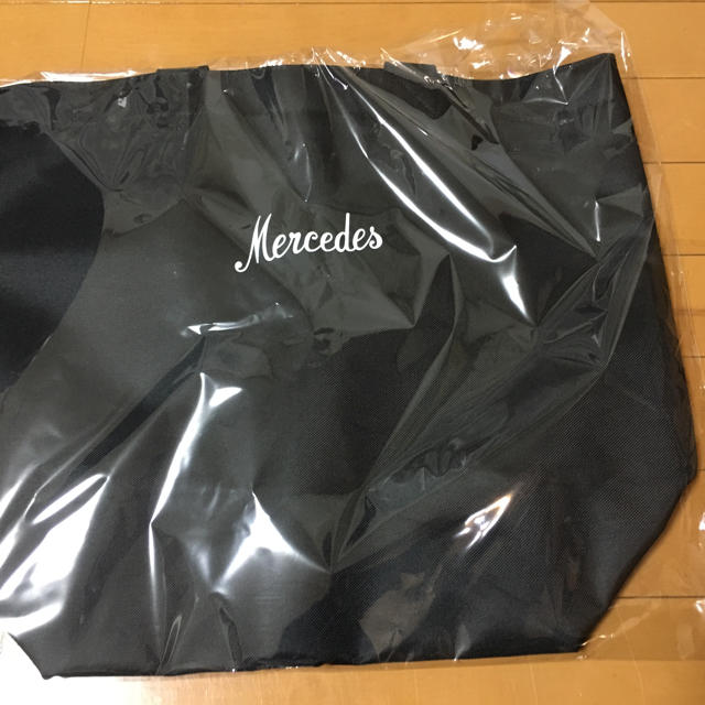 新品未使用 メルセデスベンツトートバッグ レディースのバッグ(トートバッグ)の商品写真