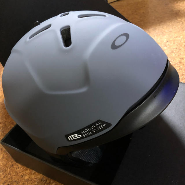 美品 オークリー ヘルメット スノーボード OAKLEY-hybridautomotive.com