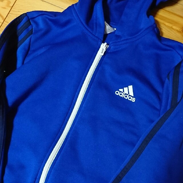 adidas(アディダス)のadidas ジャージ上パーカー キッズ/ベビー/マタニティのキッズ服男の子用(90cm~)(ジャケット/上着)の商品写真