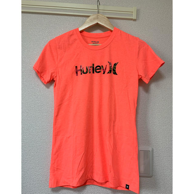 Hurley(ハーレー)のHurley 半袖Tシャツ Mサイズ レディースのトップス(Tシャツ(半袖/袖なし))の商品写真