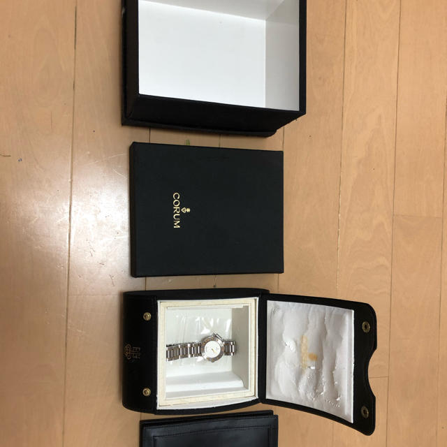 CORUM 腕時計 レディース