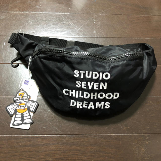 GU(ジーユー)の新品 未使用 GU STUDIOSEVEN NAOTO コラボ ウエストポーチ メンズのバッグ(ウエストポーチ)の商品写真