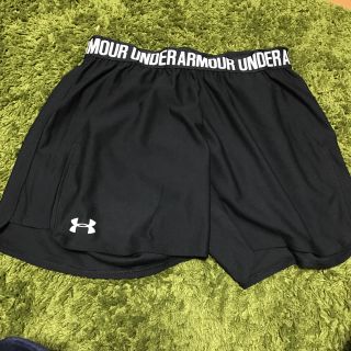 アンダーアーマー(UNDER ARMOUR)のハーフパンツ(ハーフパンツ)