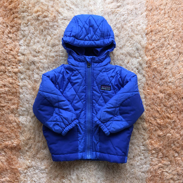 patagonia(パタゴニア)のパタゴニア キルティング ジャンパー キッズ/ベビー/マタニティのベビー服(~85cm)(ジャケット/コート)の商品写真