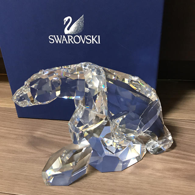 SWAROVSKI(スワロフスキー)の【専用】スワロフスキー  『北極グマ』 クリスタル 837477 インテリア/住まい/日用品のインテリア小物(置物)の商品写真