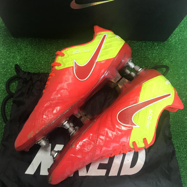 NIKE サッカースパイク ティエンポ レジェンド7 SG NIKE サッカースパイク ティエンポ レジェンド7 SG