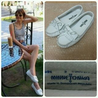 ミネトンカ(Minnetonka)のMinnetonka ホワイト/US5(ローファー/革靴)