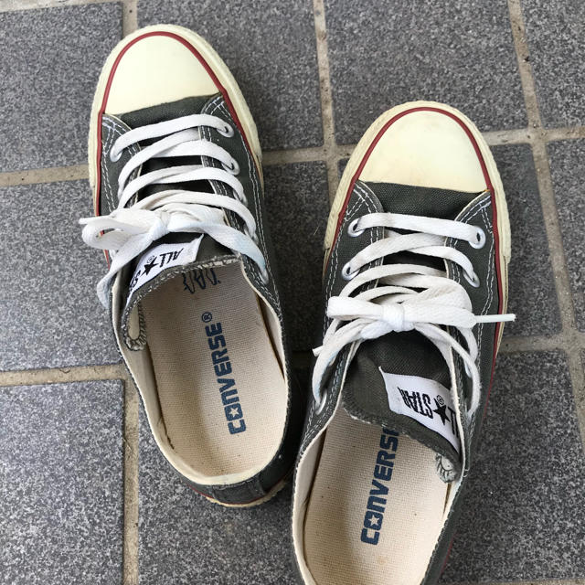 CONVERSE(コンバース)のしぃさん用・コンバース✨カーキ色．23cm、綺麗です レディースの靴/シューズ(スニーカー)の商品写真