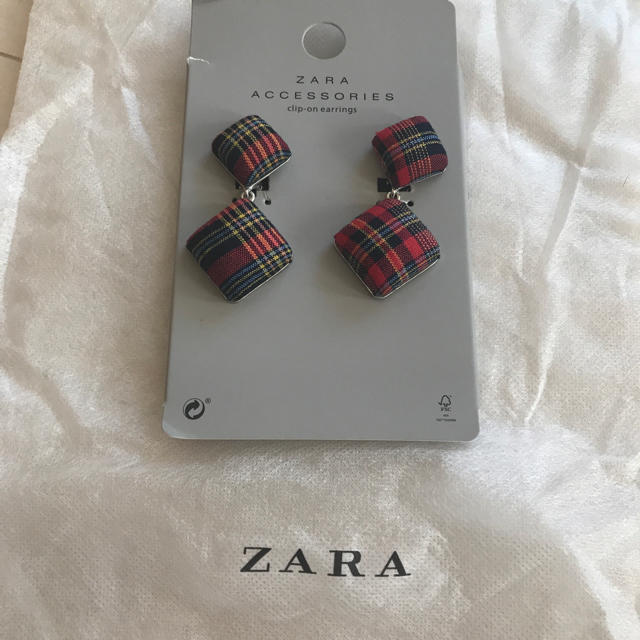 ZARA(ザラ)のZARA イヤリング レディースのアクセサリー(イヤリング)の商品写真