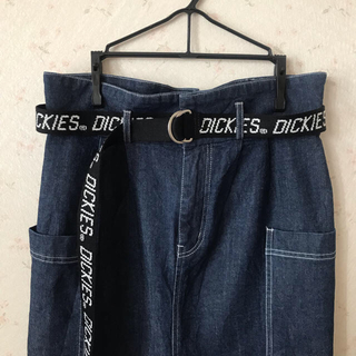 ディッキーズ(Dickies)のディッキーズデニムスカート（ベルト付き）(ひざ丈スカート)