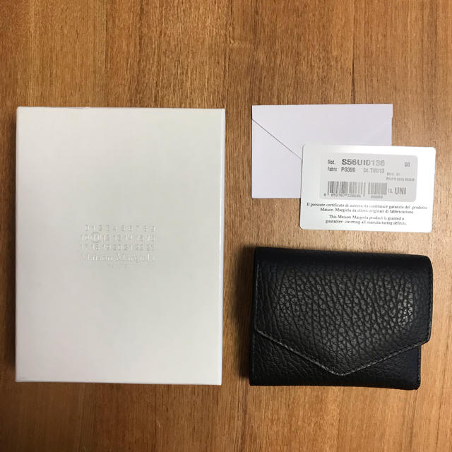 Maison Martin Margiela(マルタンマルジェラ)の新品未使用 メゾン マルジェラ 三つ折り財布 レディースのファッション小物(財布)の商品写真