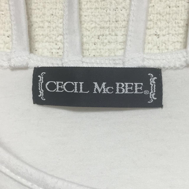 CECIL McBEE(セシルマクビー)のセシルマクビー Tシャツ レディースのトップス(Tシャツ(半袖/袖なし))の商品写真