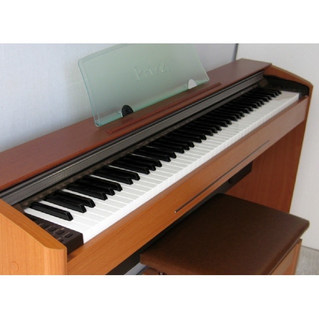 送料込み CASIO 電子ピアノ  2007年