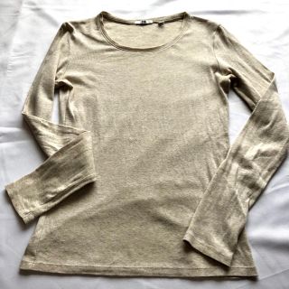 ユニクロ(UNIQLO)のUNIQLO 長袖 Tシャツ 生成 ベージュ Sサイズ(Tシャツ(長袖/七分))