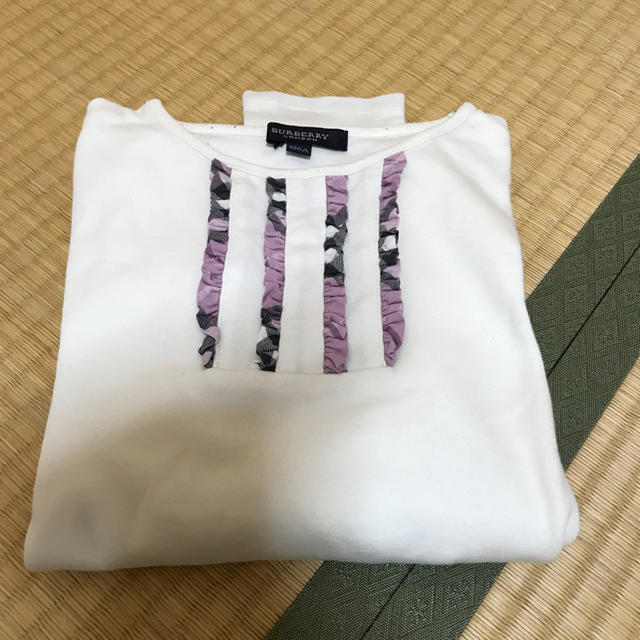 BURBERRY(バーバリー)の長袖Tシャツ キッズ/ベビー/マタニティのキッズ服女の子用(90cm~)(Tシャツ/カットソー)の商品写真