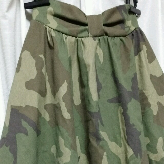 EMSEXCITE(エムズエキサイト)のウエストリボンフレアスカート レディースのスカート(ミニスカート)の商品写真