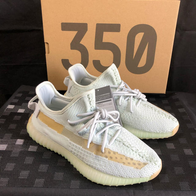 adidas(アディダス)のadidas Yeezy Boost 350 V２ 26㎝【送料無料】新品未使用 メンズの靴/シューズ(スニーカー)の商品写真