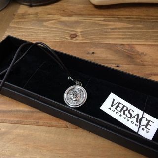 ヴェルサーチ(VERSACE)のVERSACE ヴェルサーチ ネックレス メデューサ モチーフ(ネックレス)