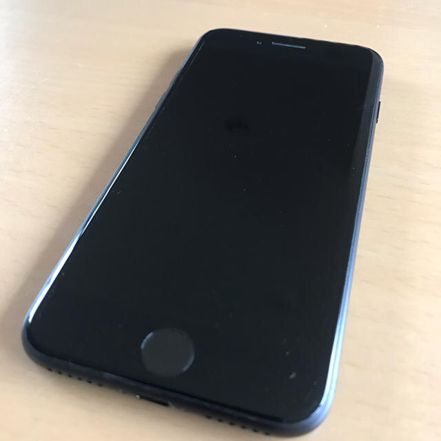 iPhone7ブラック 32G SIMフリー(ロック解除済)