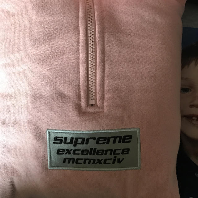 Supreme(シュプリーム)のsupreme  ハーフジップ pink メンズのトップス(スウェット)の商品写真