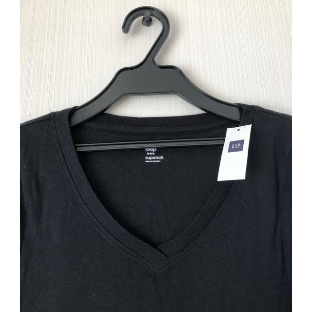 GAP(ギャップ)のGAP   M    黒    長袖  Tシャツ  未使用品  レディース レディースのトップス(Tシャツ(長袖/七分))の商品写真