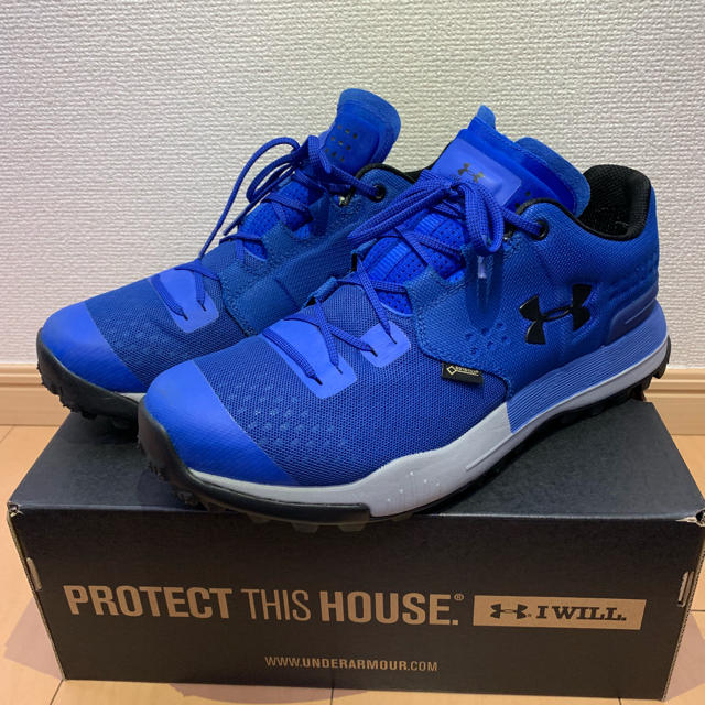 UNDER ARMOUR(アンダーアーマー)のアンダーアーマー トレッキングシューズ 靴 GORE-TEX メンズの靴/シューズ(スニーカー)の商品写真