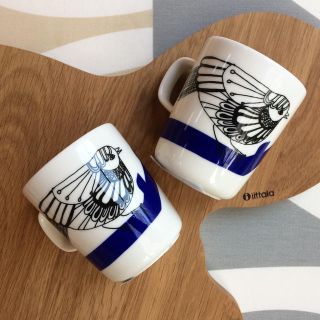 マリメッコ(marimekko)の新品 2個 marimekko PAKKANEN パッカネン マグカップ (食器)