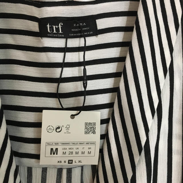 ZARA(ザラ)の☆新品☆ZARA ストライプシャツ レディースのトップス(シャツ/ブラウス(長袖/七分))の商品写真