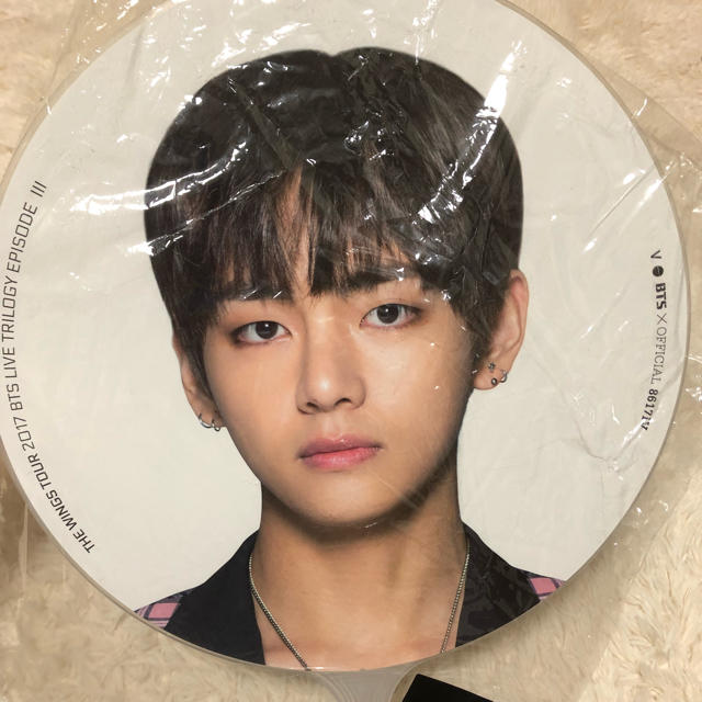 超目玉 防弾少年団(BTS)うちわ、V、テヒョン、テテ - 通販