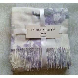 ローラアシュレイ(LAURA ASHLEY)の専用ページです☆ローラアシュレイ　ヴィオレッタ　スロー(マフラー/ショール)