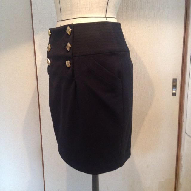 Cynthia Rowley(シンシアローリー)の黒タイトスカート レディースのスカート(ミニスカート)の商品写真