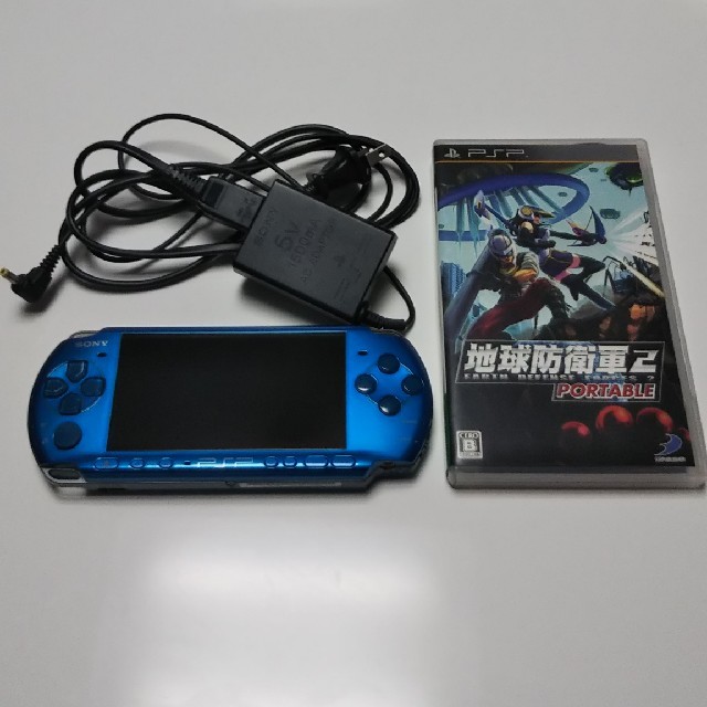 PlayStation Portable(プレイステーションポータブル)のPSP 「地球防衛軍2」付き エンタメ/ホビーのゲームソフト/ゲーム機本体(携帯用ゲーム機本体)の商品写真