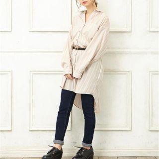 イング(INGNI)の新品♡イング チュニック ビッグシャツ ホワイト系 or ベージュ系(チュニック)