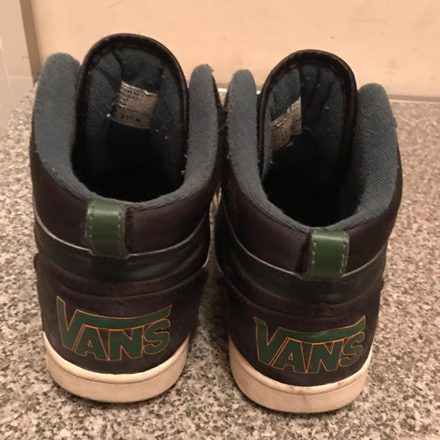 VANS(ヴァンズ)のVANS☆ハイカットスニーカー メンズの靴/シューズ(スニーカー)の商品写真