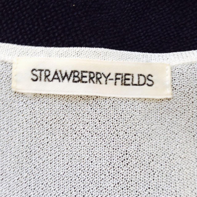 STRAWBERRY-FIELDS(ストロベリーフィールズ)のストロベリーフィールズ☆スリルタンク☆ レディースのトップス(タンクトップ)の商品写真