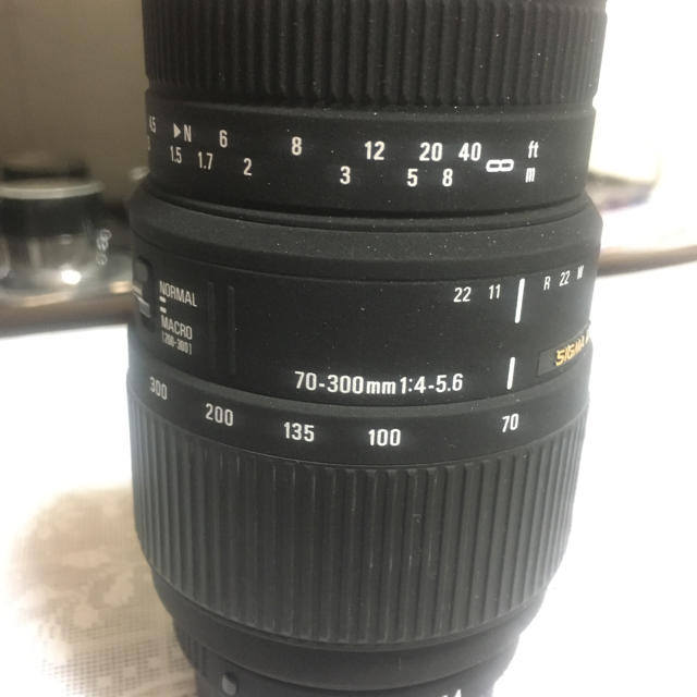 SIGMA(シグマ)のSIGMA DG 70-300mm f4-5.6 macro スマホ/家電/カメラのカメラ(レンズ(ズーム))の商品写真