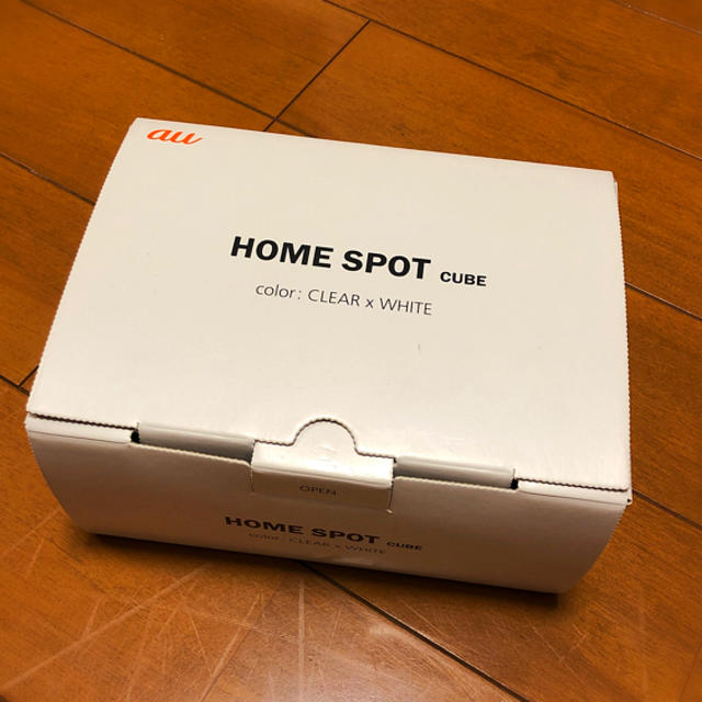 au(エーユー)のau HOME SPOT CUBE CLEAR x WHITE スマホ/家電/カメラの生活家電(その他)の商品写真