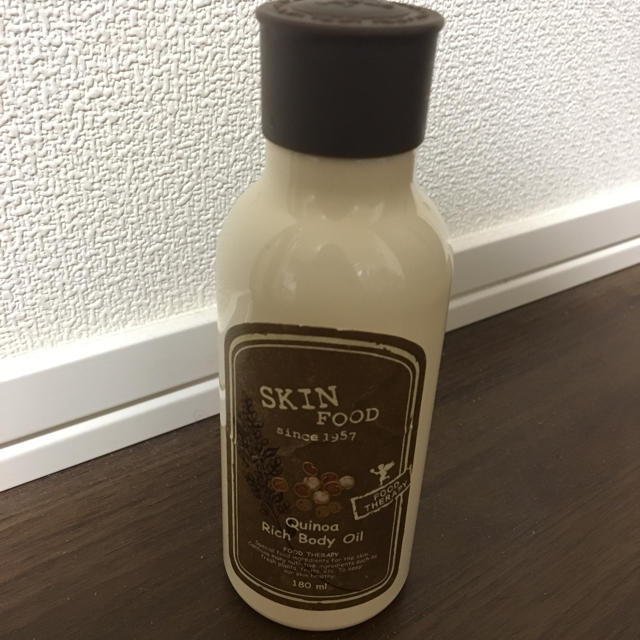 【値下げ交渉OK】SKIN FOOD Qinoa Rich Body Oil コスメ/美容のボディケア(ボディオイル)の商品写真