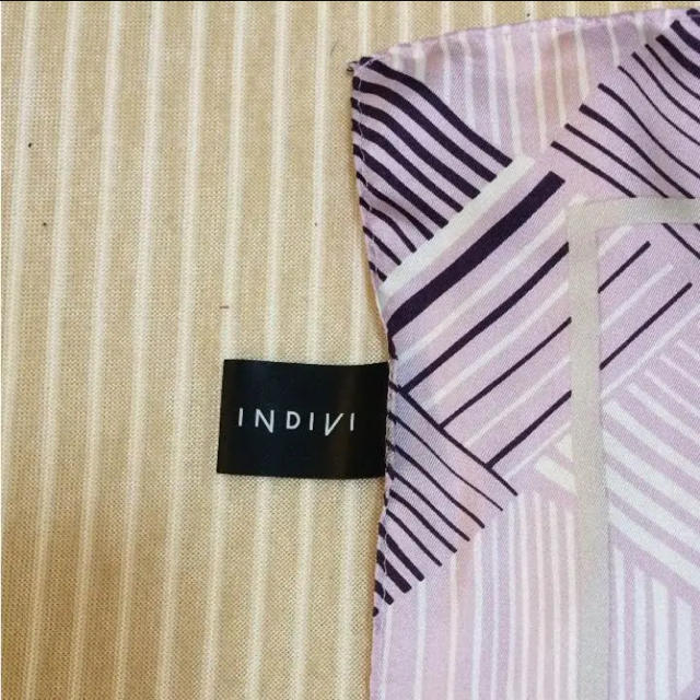 INDIVI(インディヴィ)の【新品】INDIVI スカーフ レディースのファッション小物(バンダナ/スカーフ)の商品写真