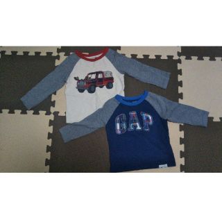 ベビーギャップ(babyGAP)の【90センチ】GAP ロンT 2枚セット(Tシャツ/カットソー)