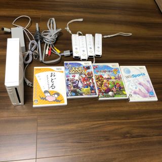 ウィー(Wii)のwii本体 ソフト コントローラー(家庭用ゲーム機本体)