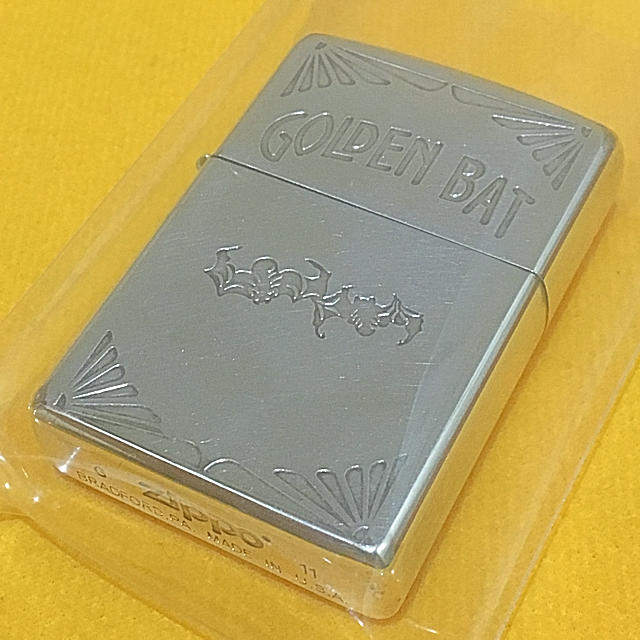 写真通り傷汚れがございますZippo GOLDEN BAT