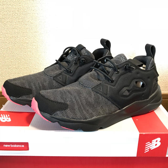 Reebok(リーボック)のリーボック フューリーライト REEBOK FURYLITE SOLE 23.5 レディースの靴/シューズ(スニーカー)の商品写真