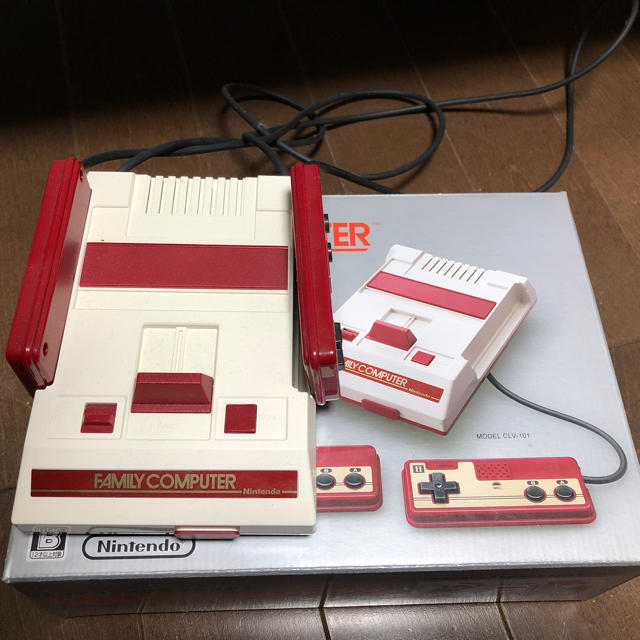 任天堂(ニンテンドウ)の(美品) 任天堂 クラッシック ファミコン ミニ エンタメ/ホビーのゲームソフト/ゲーム機本体(家庭用ゲーム機本体)の商品写真