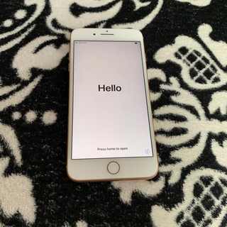 アイフォーン(iPhone)のiPhone8プラス64ギガ(スマートフォン本体)
