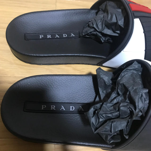 モデル PRADA - プラダ ロゴ サンダル シャワーサンダル ブラック