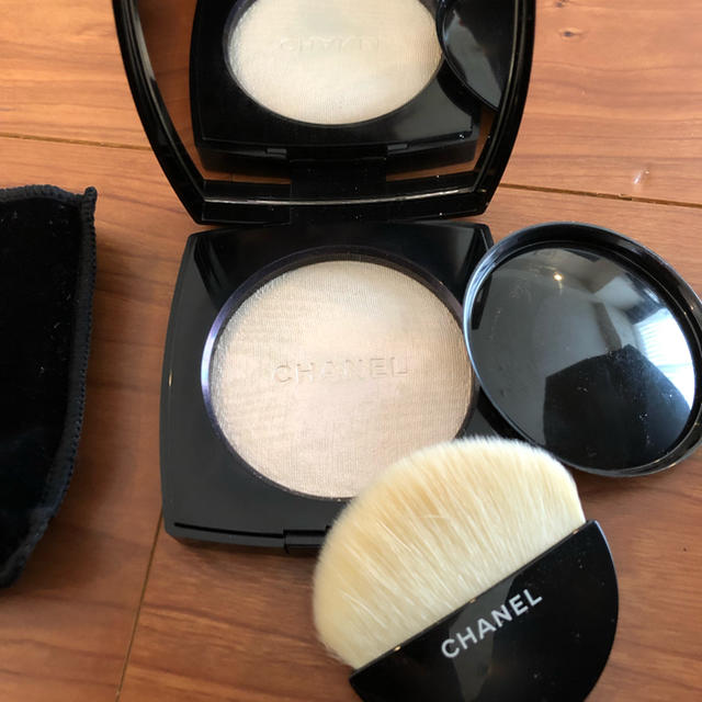 CHANEL フェイスパウダー